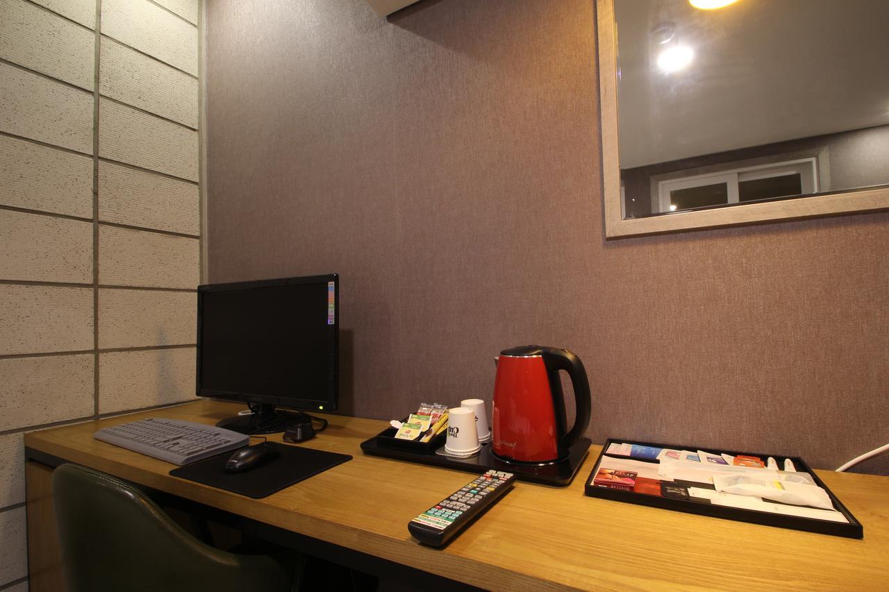 Hotel Play P'ohang Exterior foto